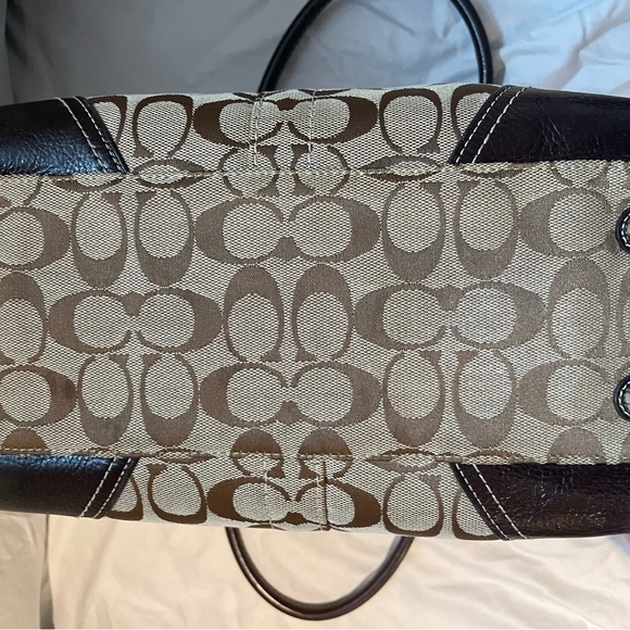 Coach Brown and Tan Signature Tote - Picture 6 of 13